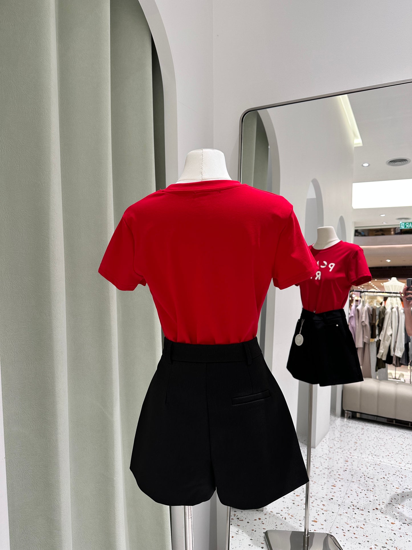 1431|正肩圆领短袖