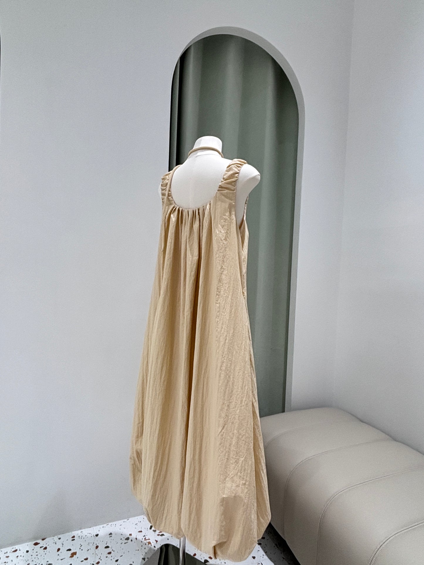 1120|花苞气质连身裙