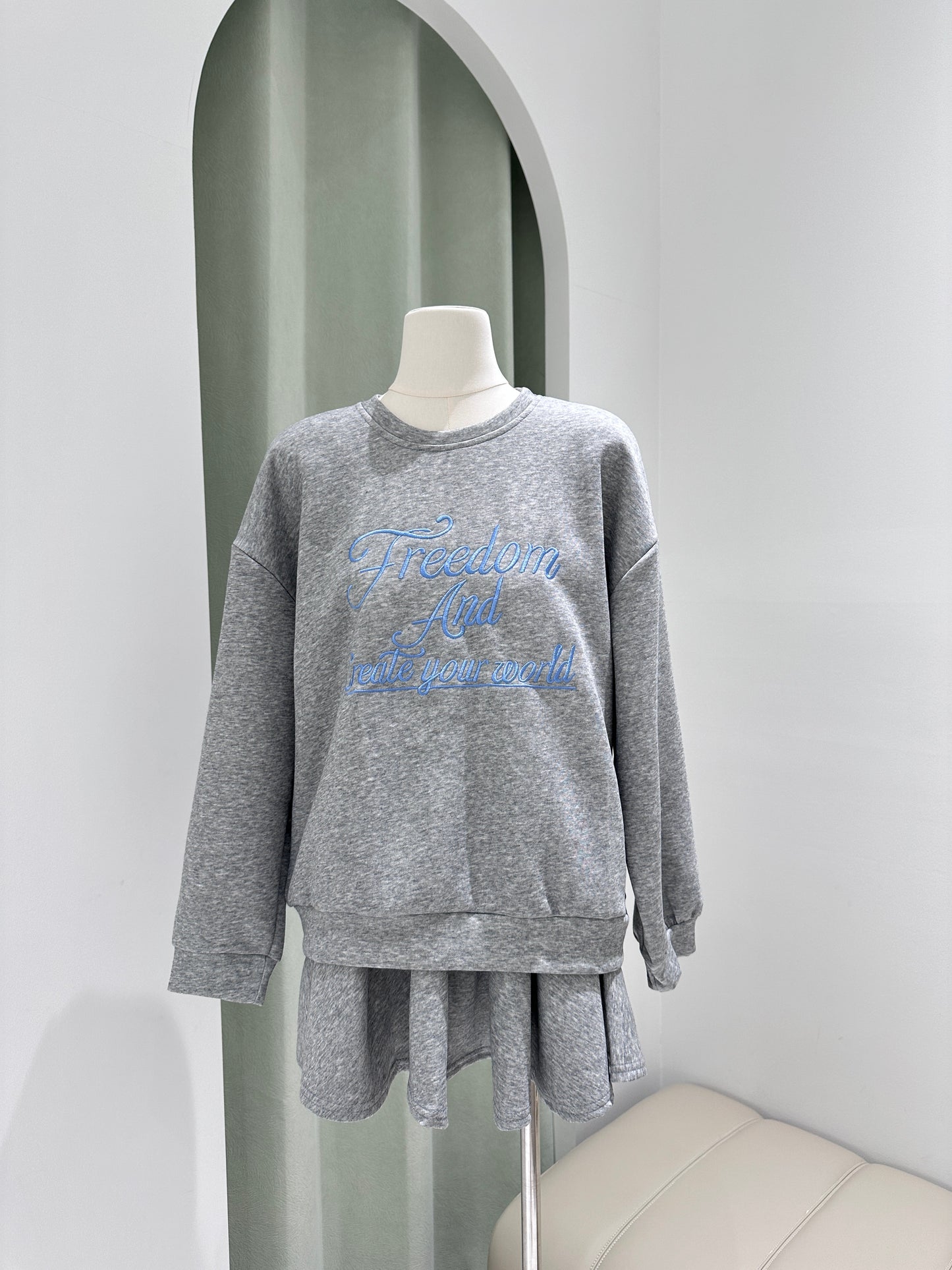 1294｜韩系圆领撞色字母刺绣套装