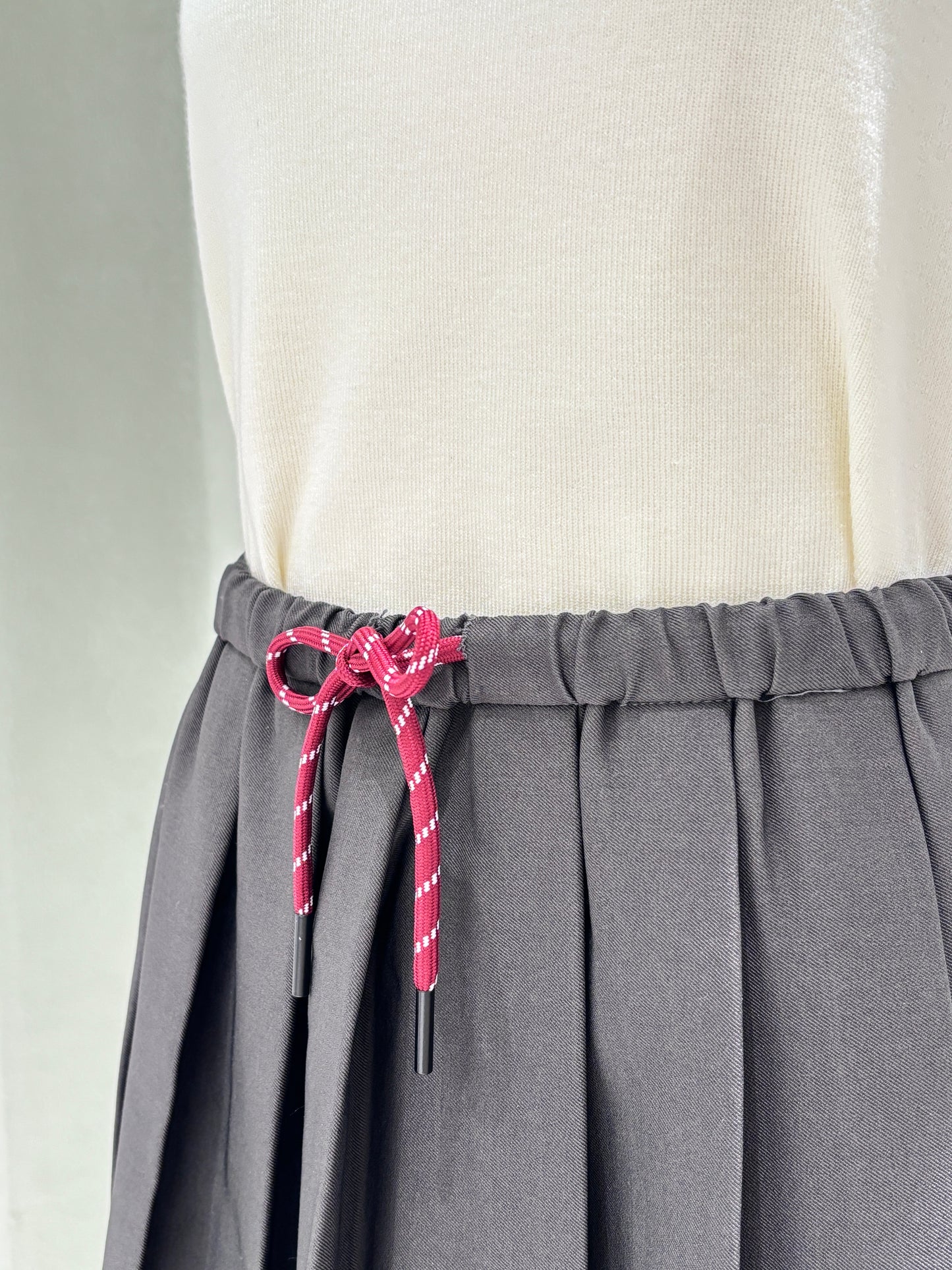 1002｜抽绳百褶裙