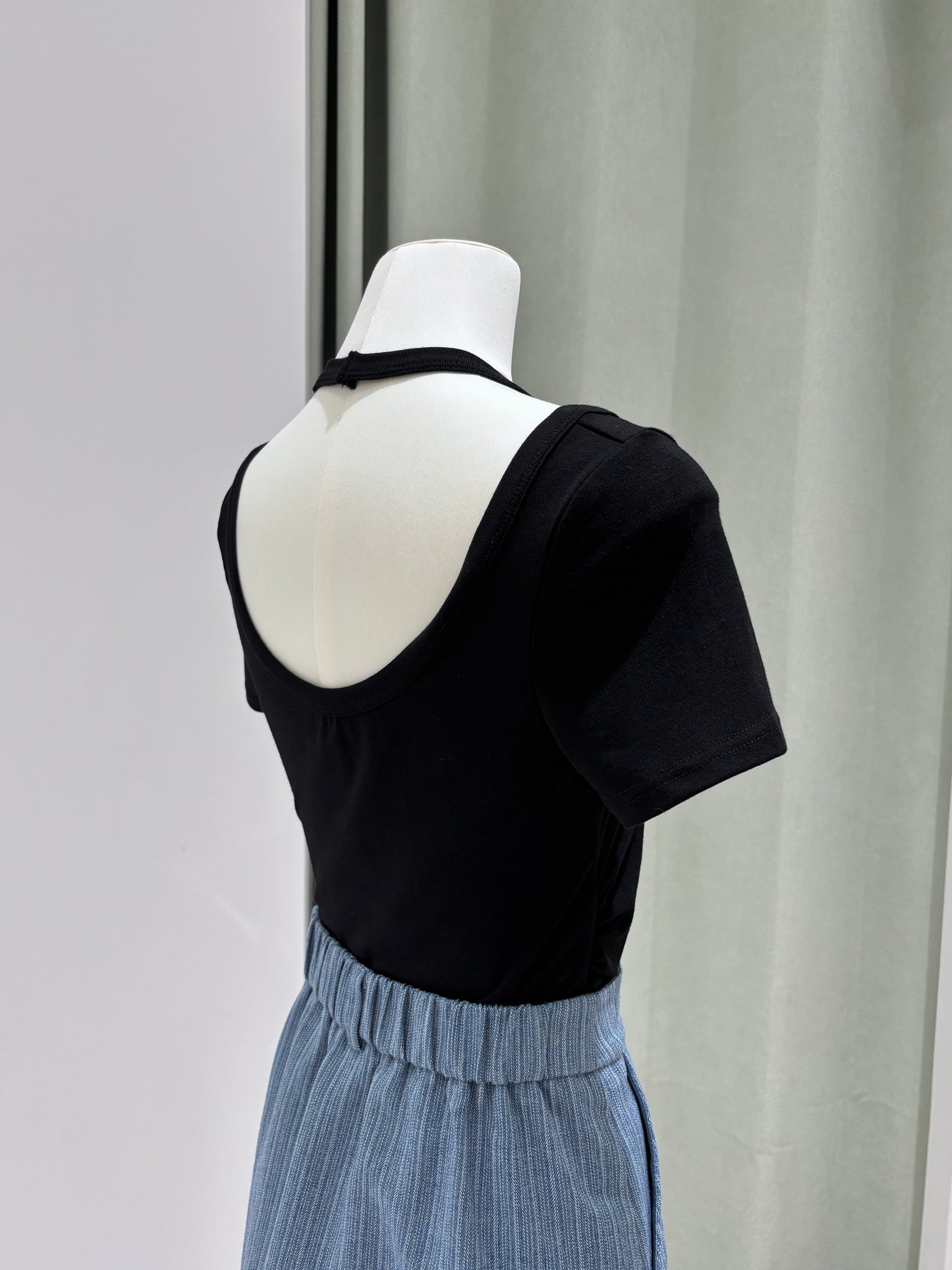 1045｜挂脖显瘦上衣