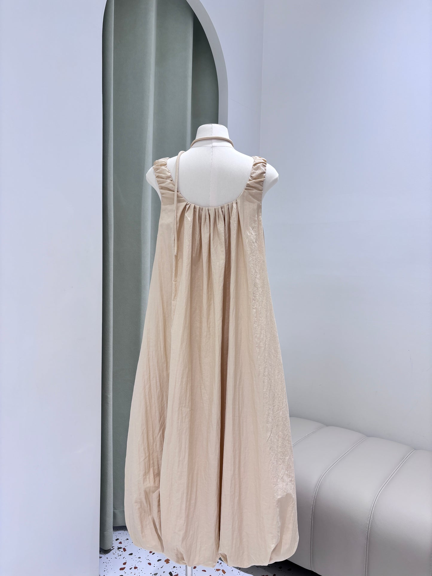 1120｜花苞气质连身裙