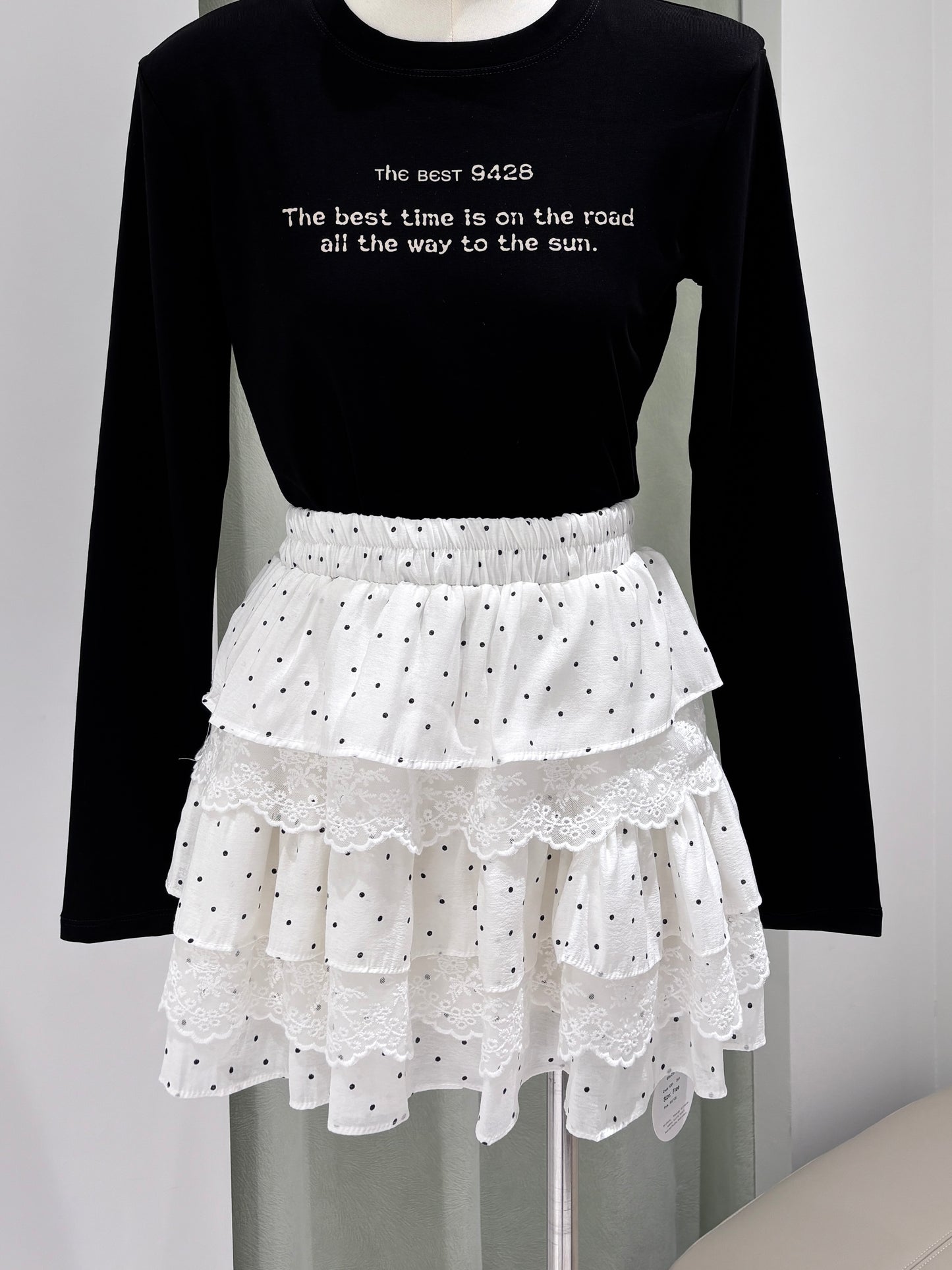 1351｜波点蕾丝蛋糕裙